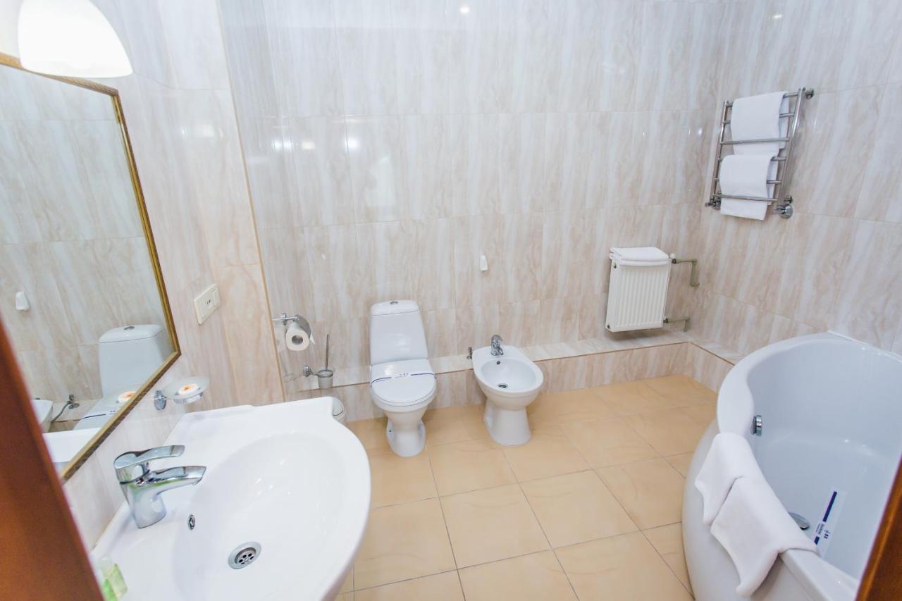 Grk "Master" Hotel Vlasovka Luaran gambar