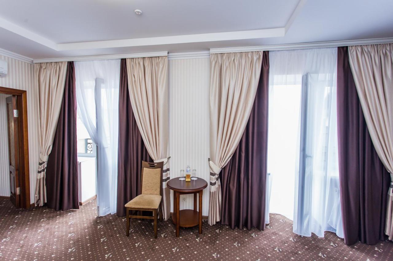 Grk "Master" Hotel Vlasovka Luaran gambar